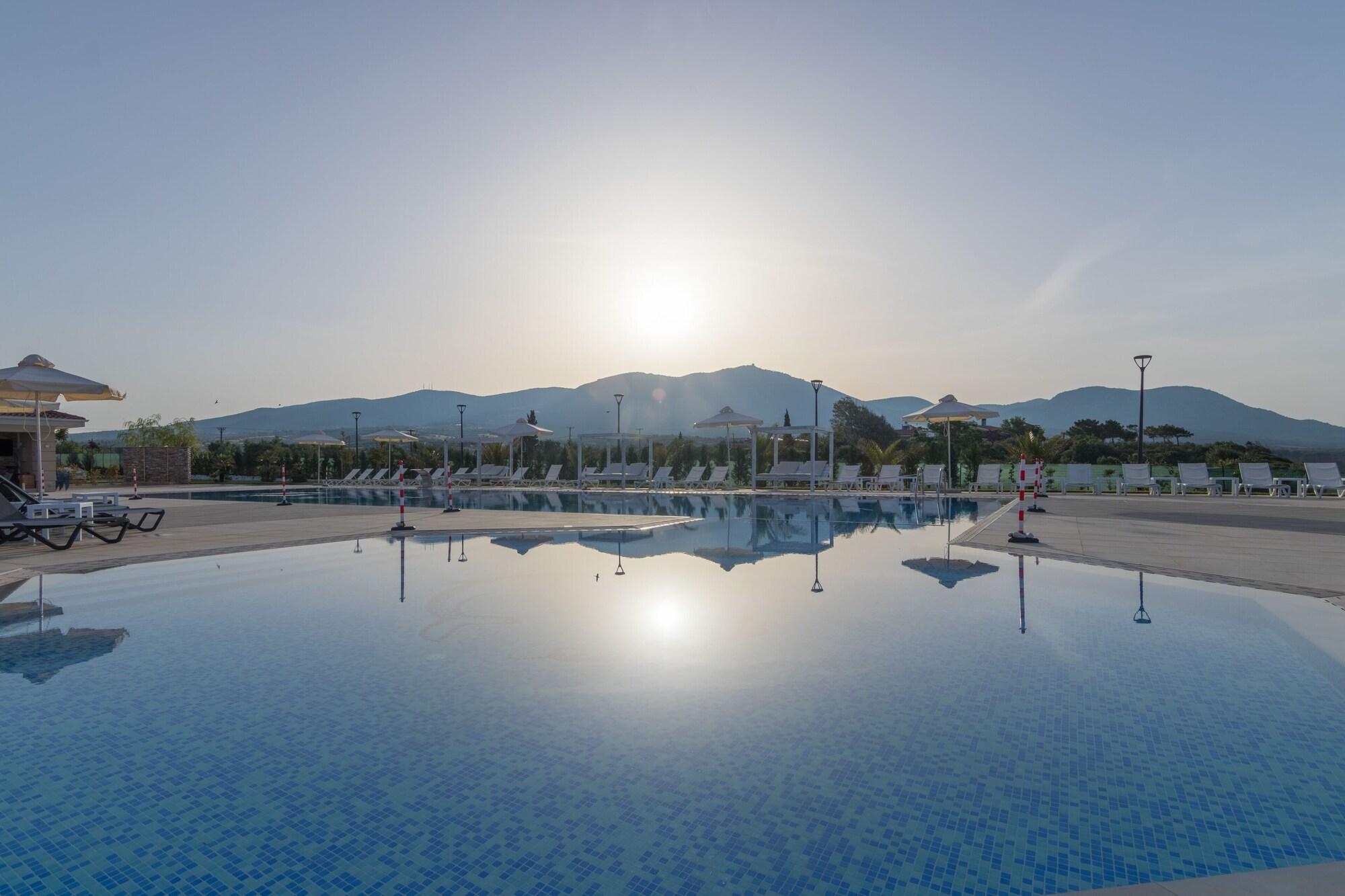 King Maron Wellness 4* Marónia